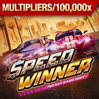 Các giống gà chọi khác nhau đang được trưng bày, thể hiện sự đa dạng của chọi gà Thomo.